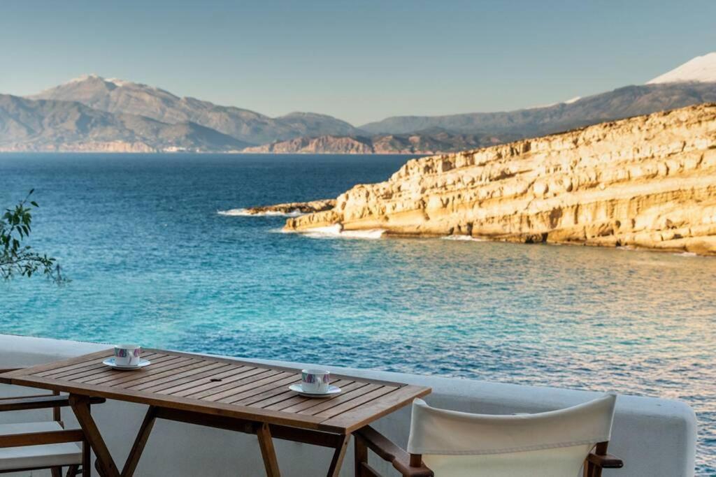 Nostos Cave Seaview Apartment Matala  Bagian luar foto